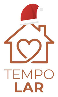 Logo Tempo Lar com gorrinho de Papai Noel