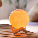 Lunar Mist – Umidificador Luminária Lua 3D com Aromaterapia